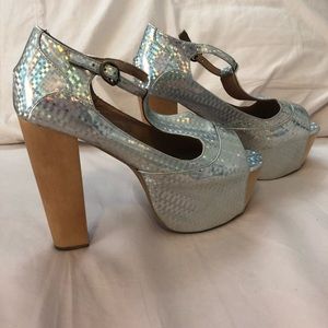 Jeffrey Campbell Holographic Foxy Heels size 6